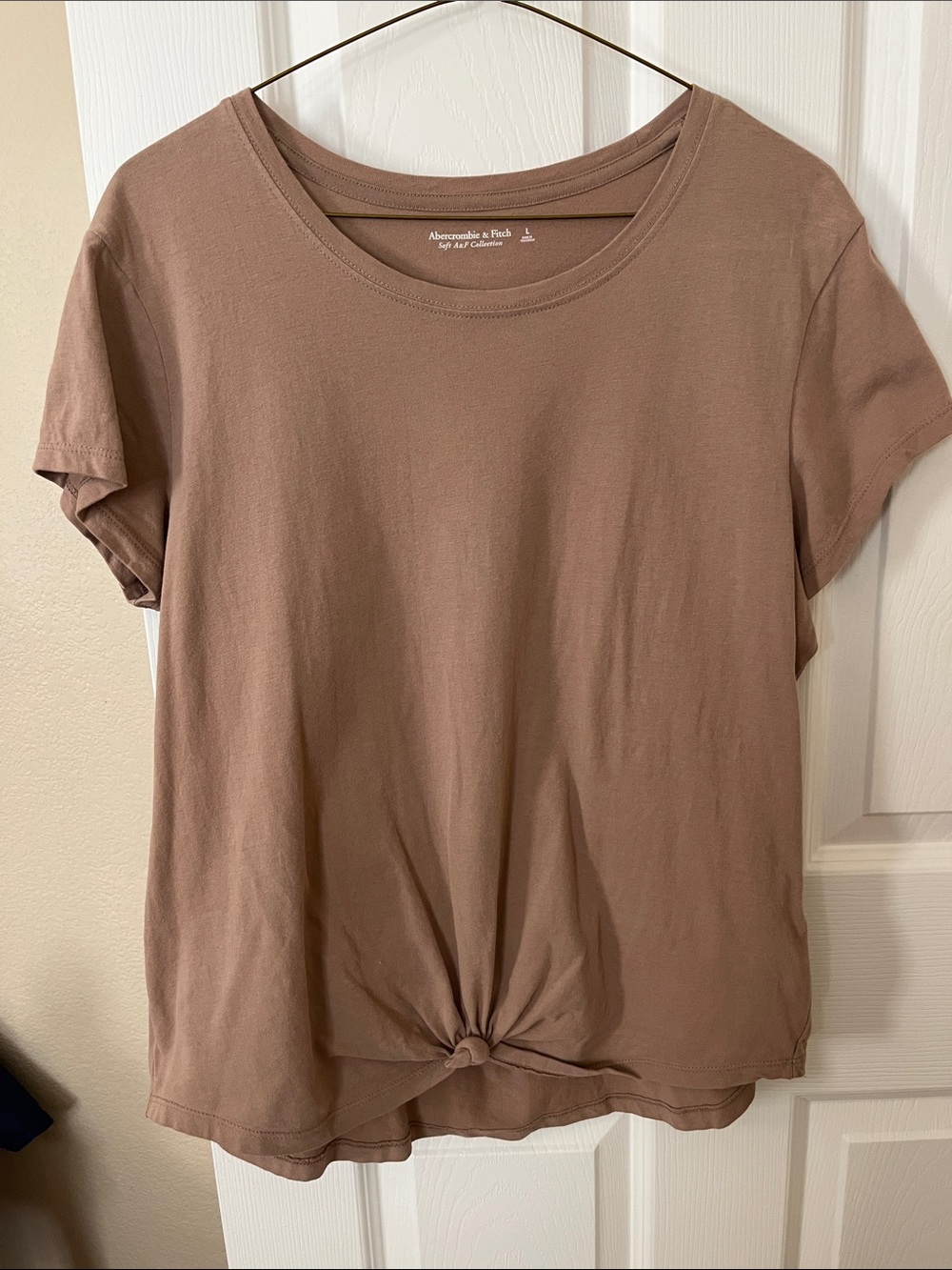 Abercrombie & Fitch Women's Taupe Knot-Front Short Sleeve Tee